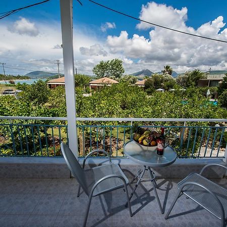 Lemon Garden Apartments Lygia  Bagian luar foto